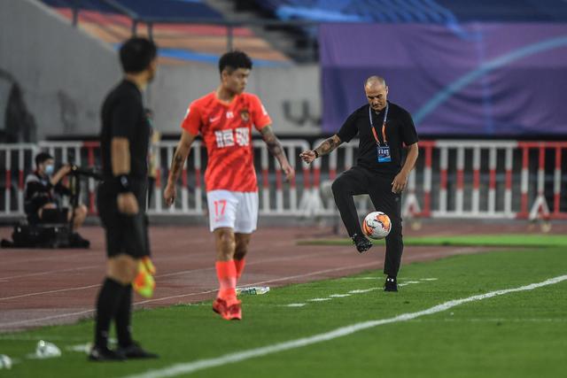“苏超”宿迁队首赛2：0战胜南京 “霸王”坐镇所向披靡