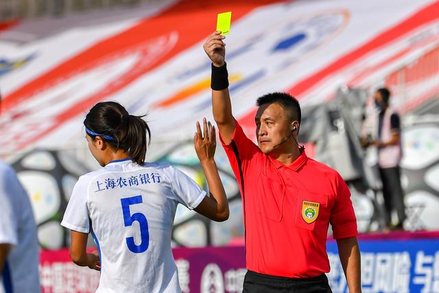 乔治33分快船逆转活塞 独行侠大胜雷霆4连胜