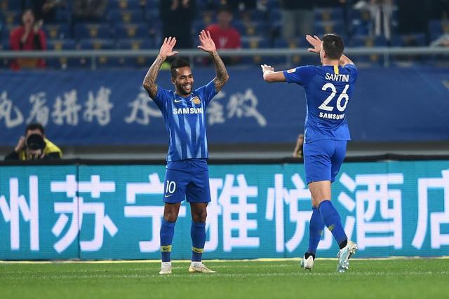 奇才逆转黄蜂终结16连败 鹈鹕力克76人3连胜