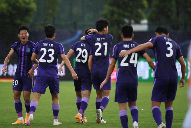 媒体人：弗拉格只领先克尼佩尔26分 前者后半段打出很多代表作