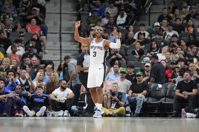 河村勇辉10分7助闪耀全场 不看人传球技惊四座